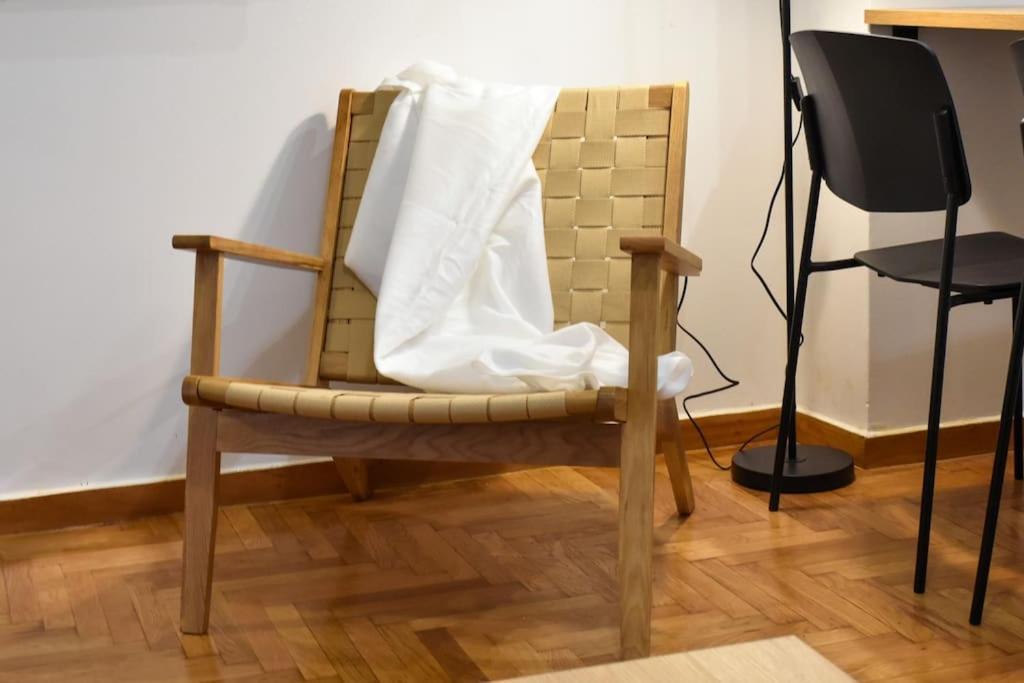 Urban Comfort In Apartment